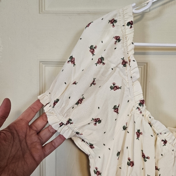 H&M Milk Maiden Disty Floral Puff Sleeve Babydoll Button Down Maxi Dress - Picture 7 of 9